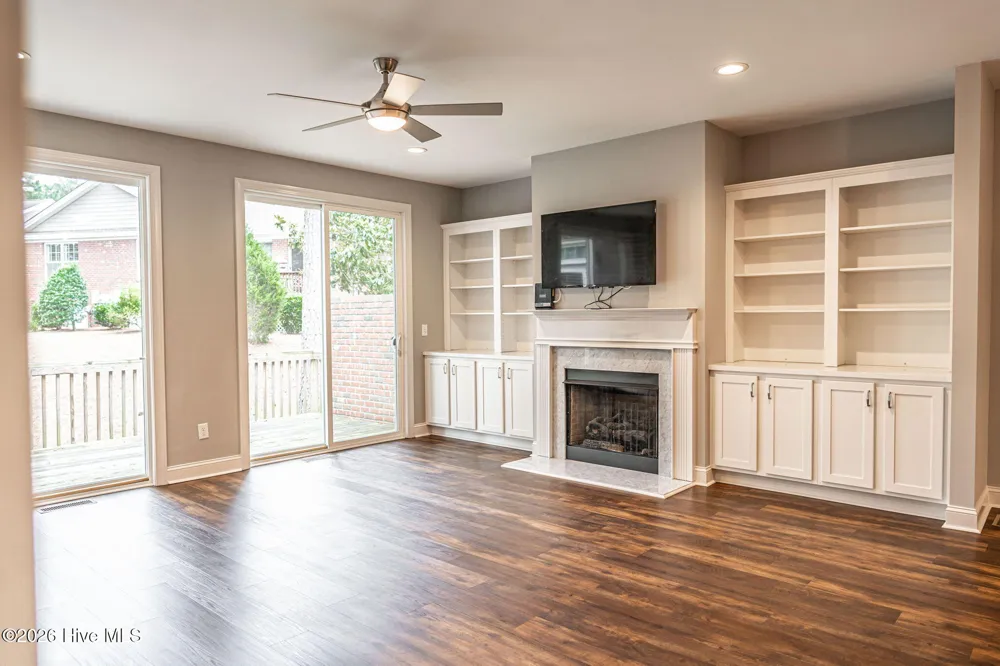 535 Lighthorse Circle Aberdeen, NC 28315