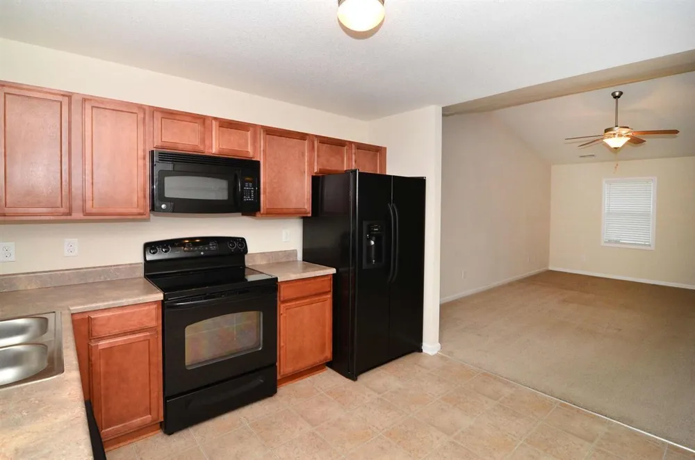 1404 Old Folkstone Road #Apt 4 Sneads Ferry, NC 28460