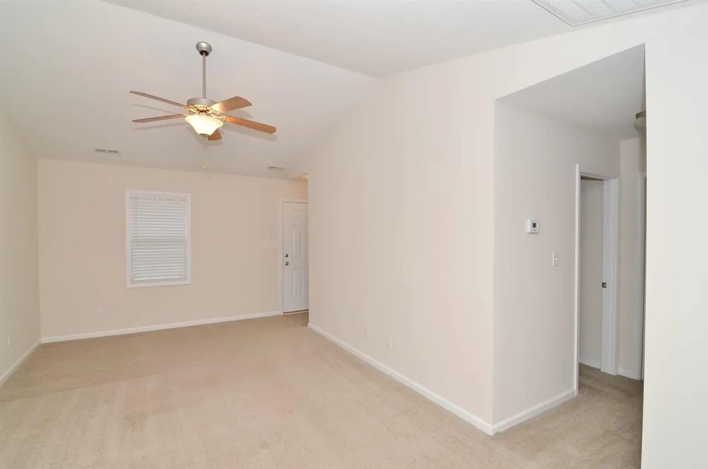 1404 Old Folkstone Road #Apt 4 Sneads Ferry, NC 28460