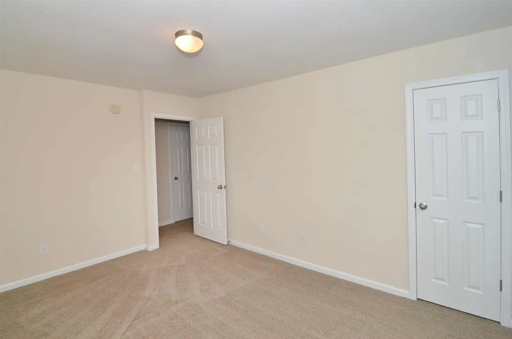 1404 Old Folkstone Road #Apt 4 Sneads Ferry, NC 28460