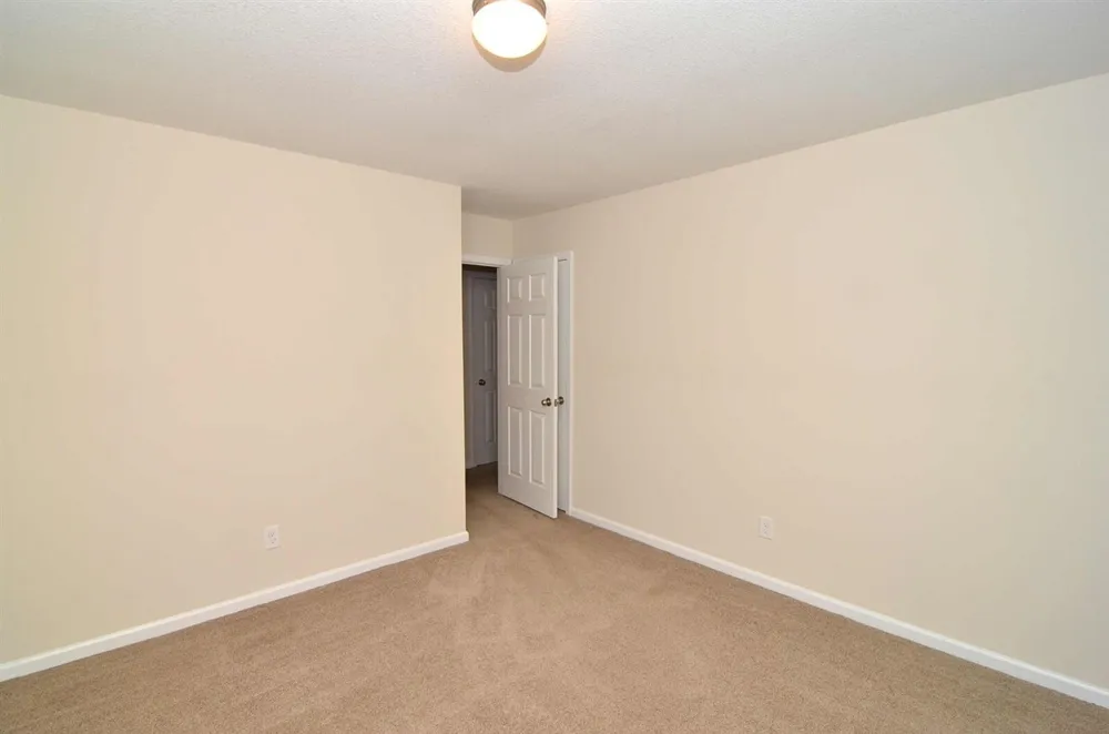 1404 Old Folkstone Road #Apt 4 Sneads Ferry, NC 28460
