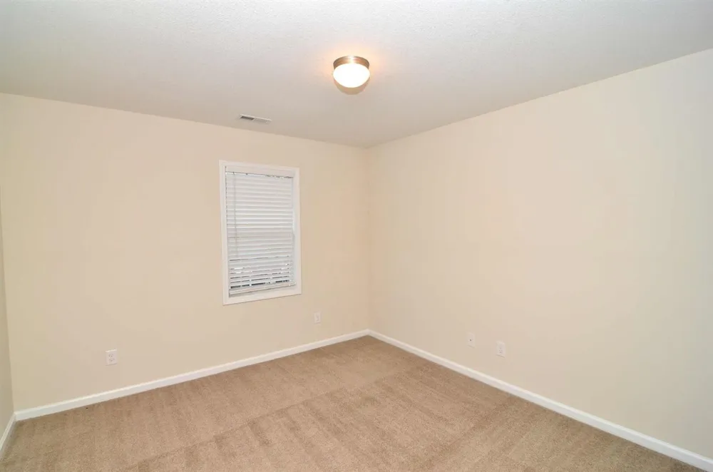 1404 Old Folkstone Road #Apt 4 Sneads Ferry, NC 28460