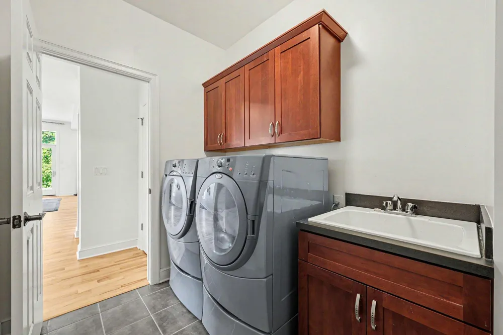 5407 Pinnacle Court Ann Arbor, MI 48108