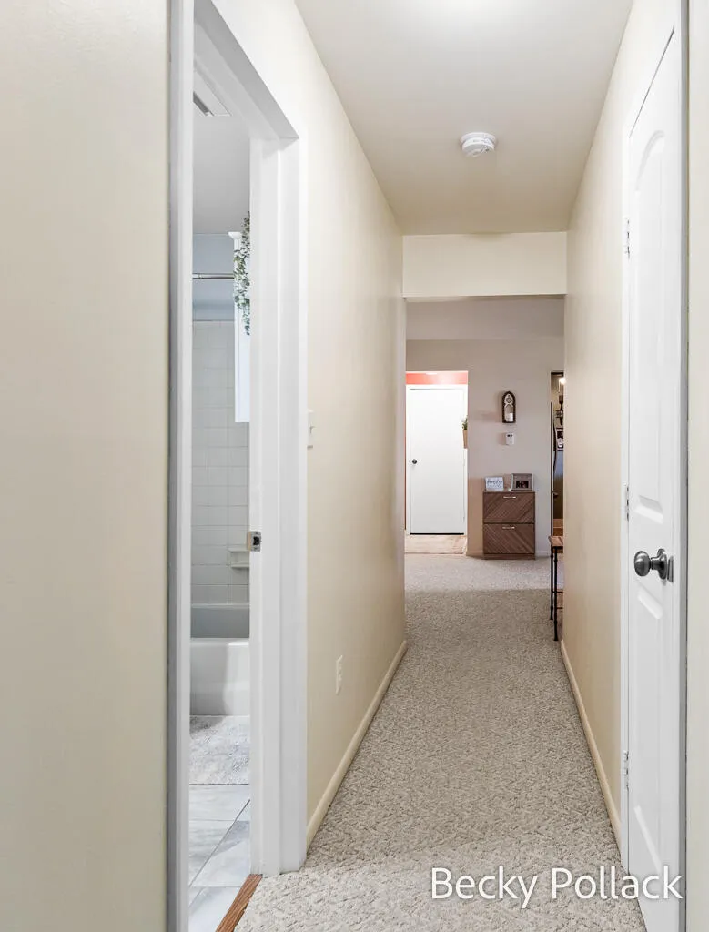 7500 Boulder Bluff Drive #2 Jenison, MI 49428