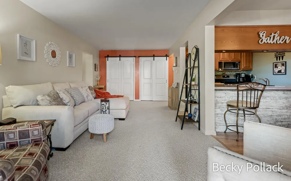 7500 Boulder Bluff Drive #2 Jenison, MI 49428