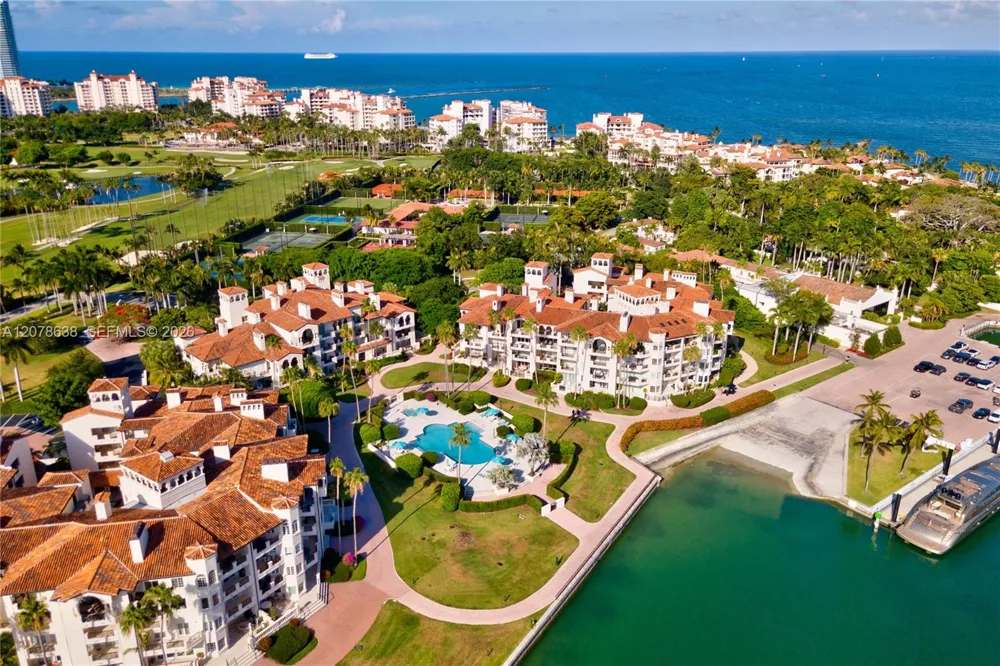 2035 Fisher Island Dr #2035 Miami Beach, FL 33109