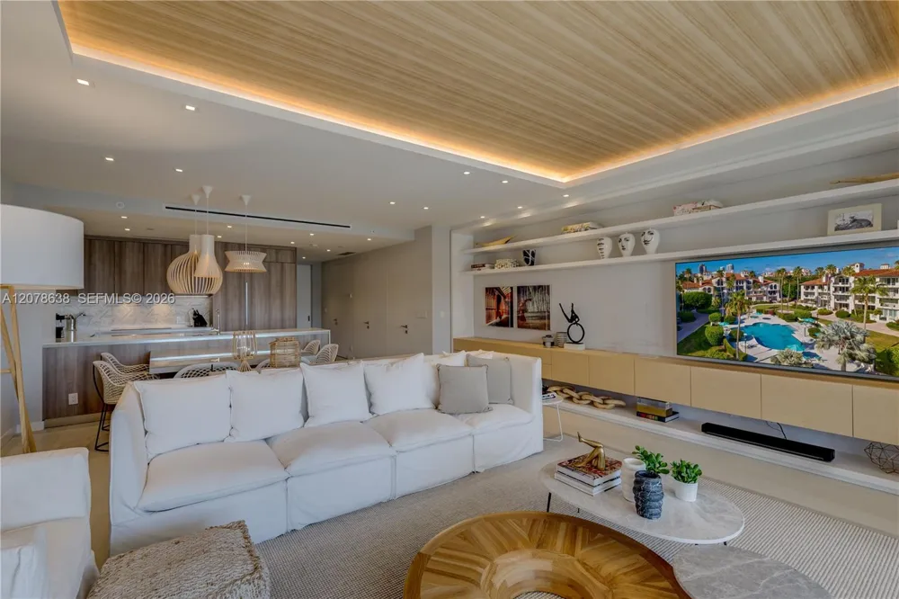 2035 Fisher Island Dr #2035 Miami Beach, FL 33109