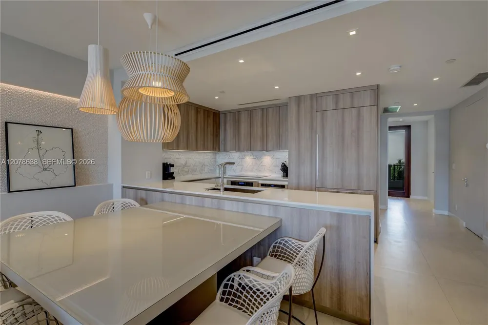 2035 Fisher Island Dr #2035 Miami Beach, FL 33109