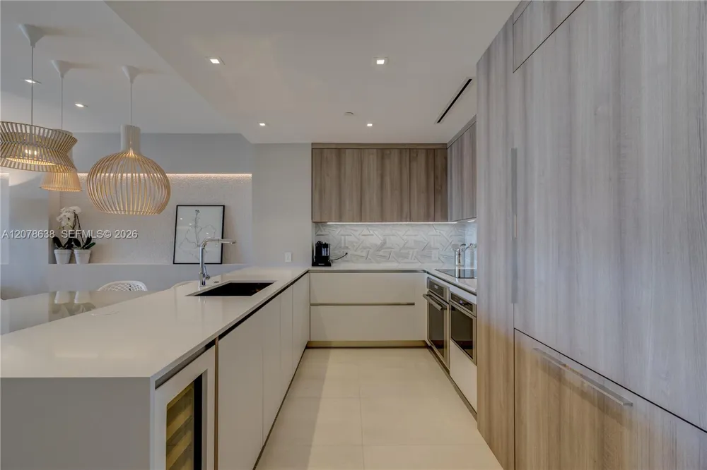 2035 Fisher Island Dr #2035 Miami Beach, FL 33109
