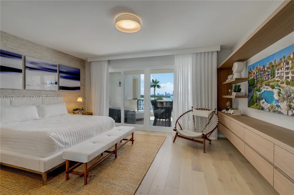 2035 Fisher Island Dr #2035 Miami Beach, FL 33109