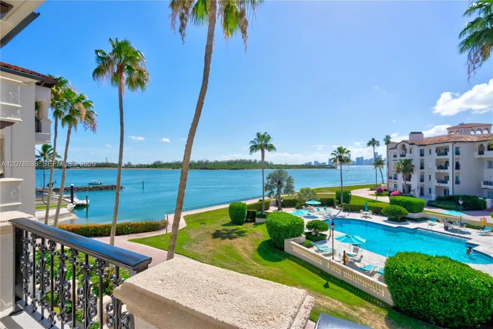 2035 Fisher Island Dr #2035 Miami Beach, FL 33109