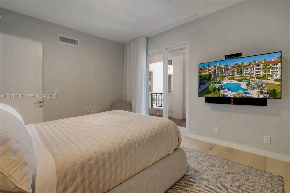 2035 Fisher Island Dr #2035 Miami Beach, FL 33109