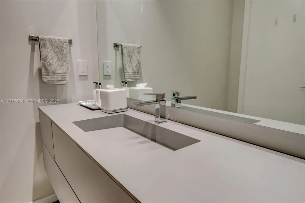 2035 Fisher Island Dr #2035 Miami Beach, FL 33109