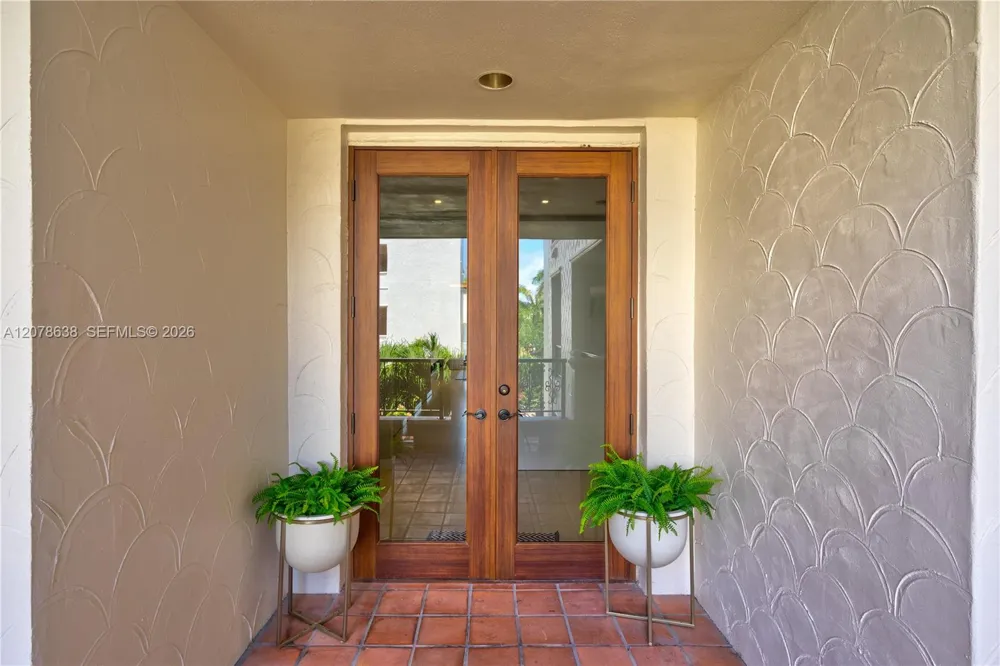 2035 Fisher Island Dr #2035 Miami Beach, FL 33109