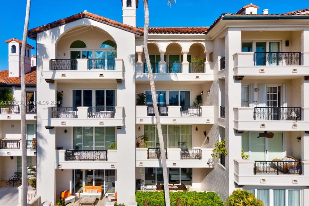 2035 Fisher Island Dr #2035 Miami Beach, FL 33109