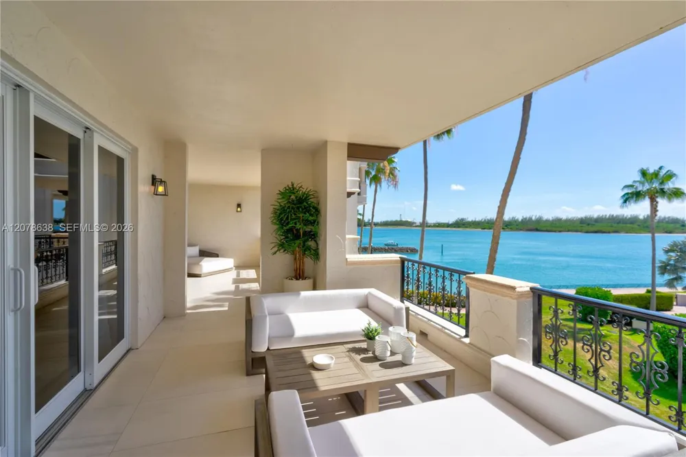 2035 Fisher Island Dr #2035 Miami Beach, FL 33109