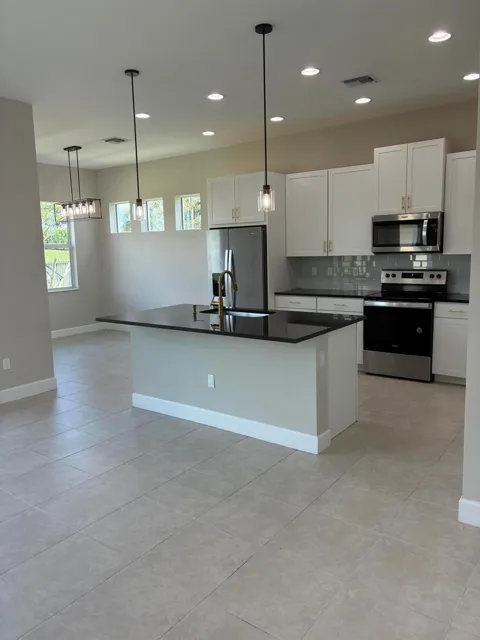 5518 Macoon Way