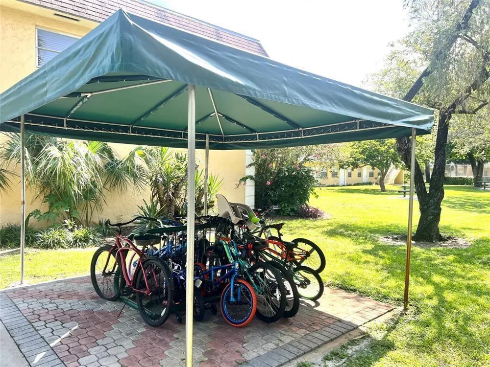 5186 NE 6TH AVENUE #719 Oakland Park, FL 33334
