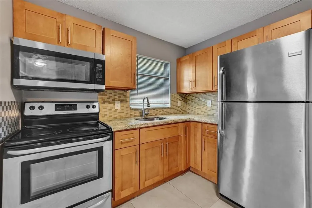 5186 NE 6TH AVENUE #719 Oakland Park, FL 33334