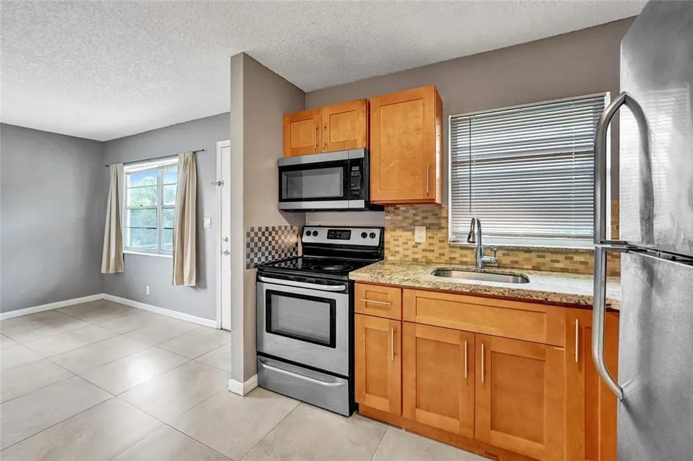 5186 NE 6TH AVENUE #719 Oakland Park, FL 33334