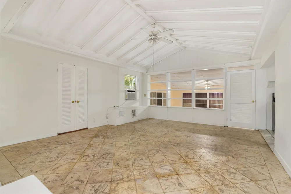 324 Albemarle Road West Palm Beach, FL 33405