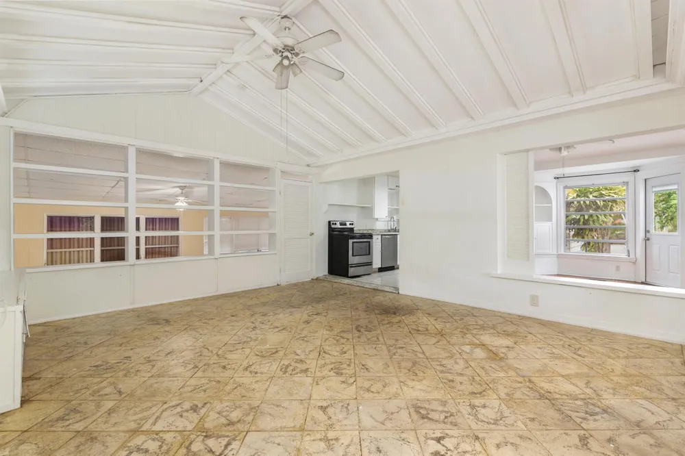 324 Albemarle Road West Palm Beach, FL 33405