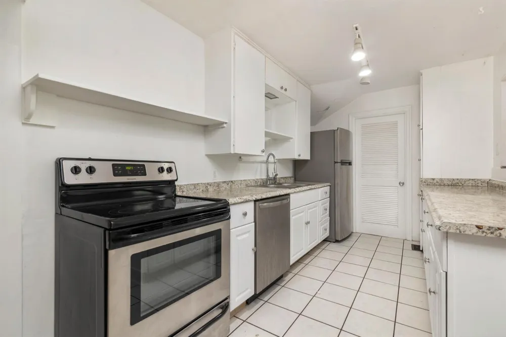 324 Albemarle Road West Palm Beach, FL 33405