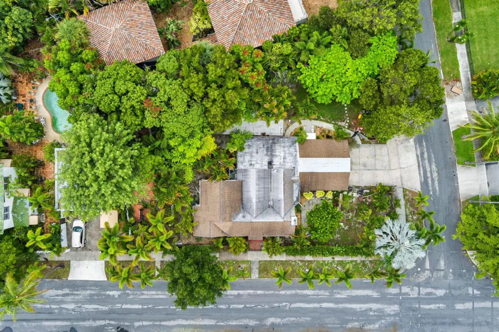 324 Albemarle Road West Palm Beach, FL 33405