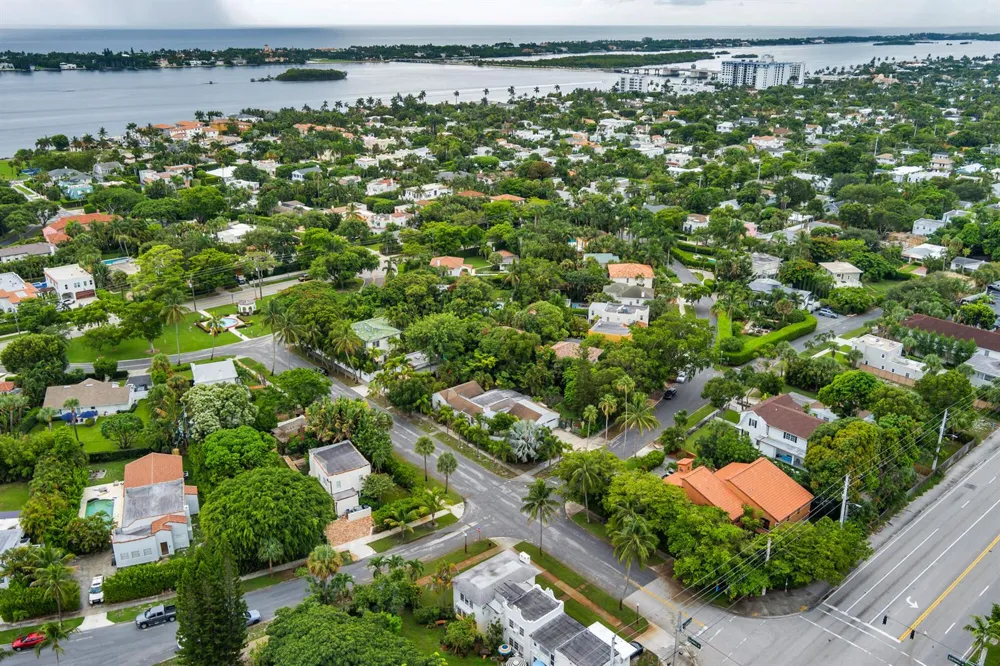 324 Albemarle Road West Palm Beach, FL 33405