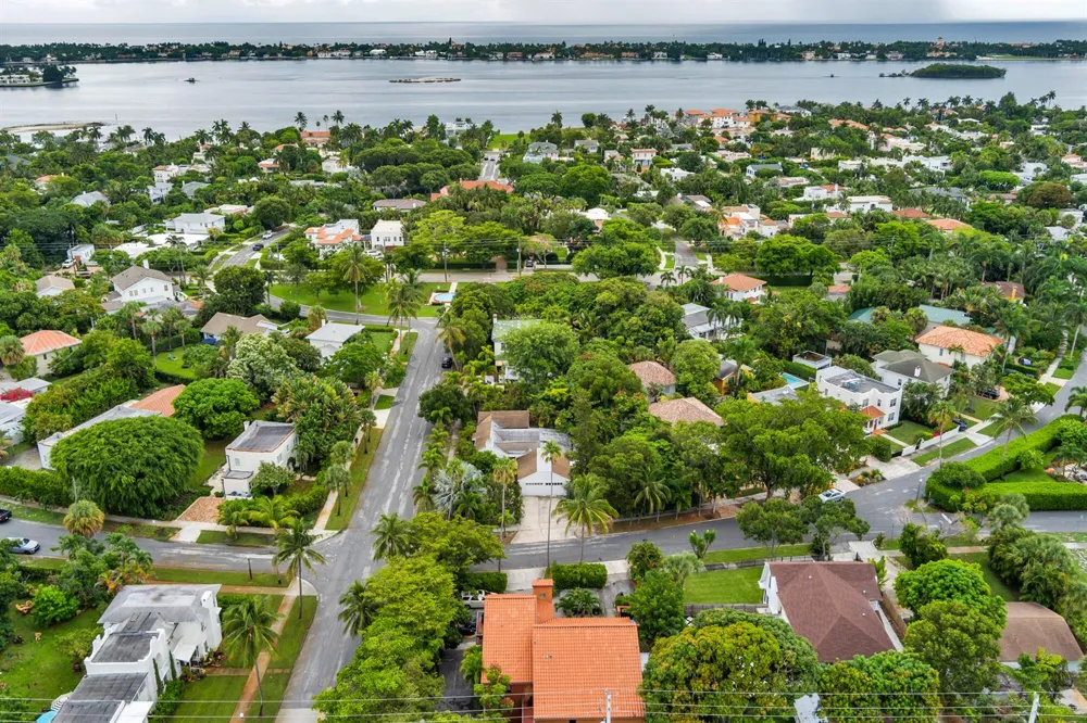 324 Albemarle Road West Palm Beach, FL 33405