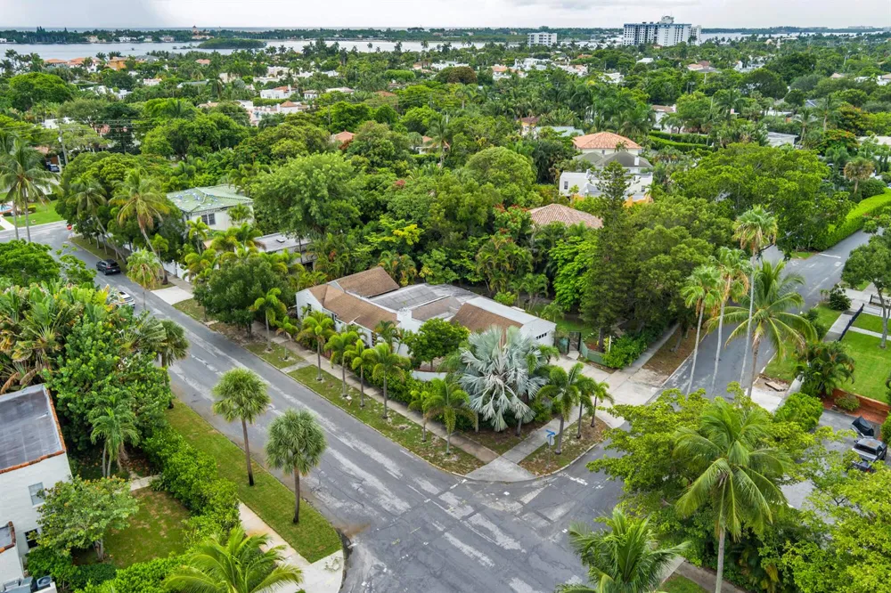 324 Albemarle Road West Palm Beach, FL 33405
