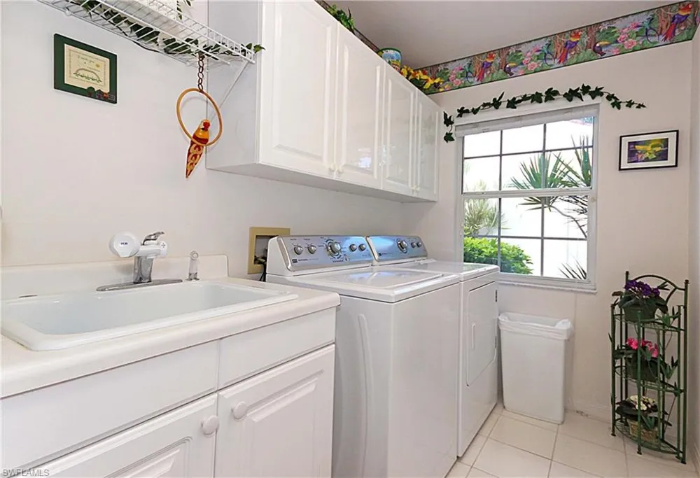 322 Melrose Place #31 Naples, FL 34104