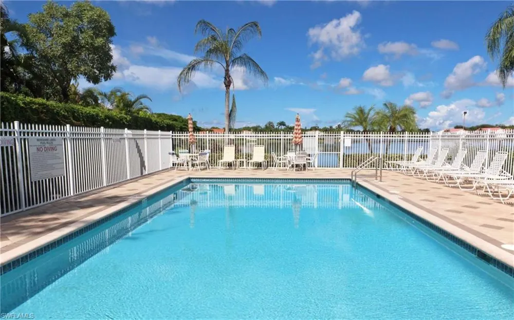 322 Melrose Place #31 Naples, FL 34104