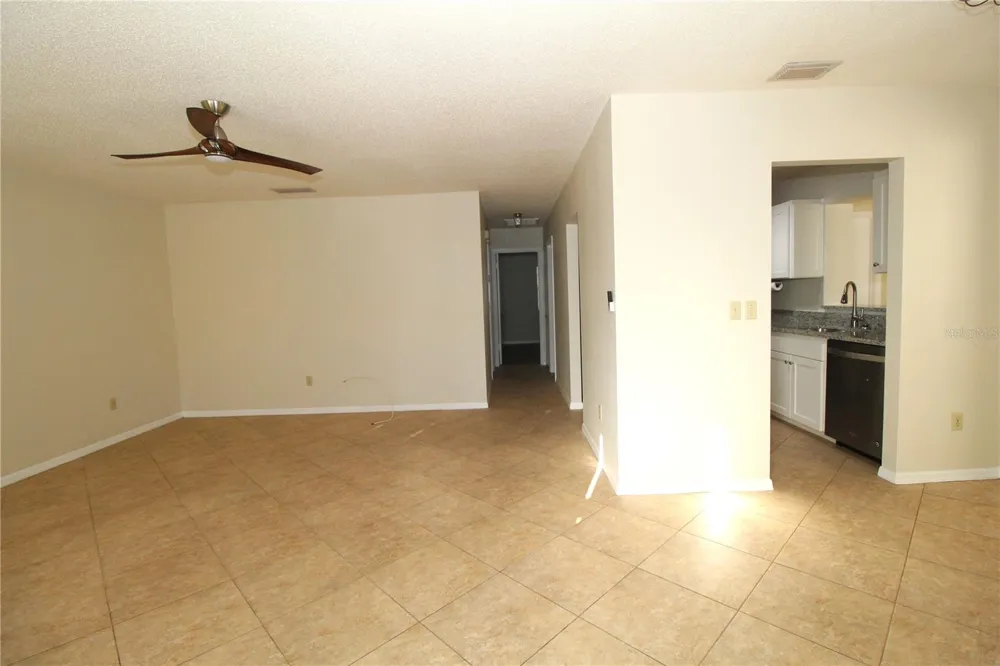 2201 HOLKHAM PLACE #114 Sun City Center, FL 33573