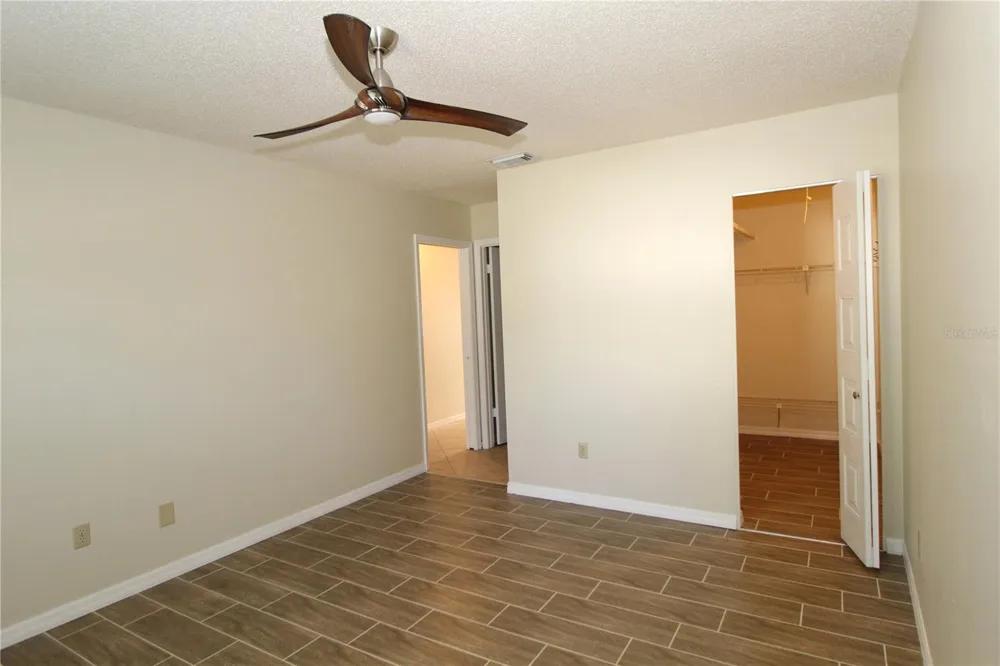 2201 HOLKHAM PLACE #114 Sun City Center, FL 33573