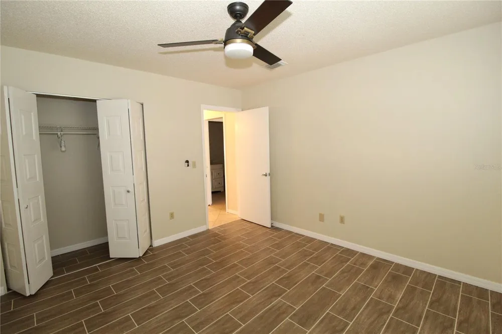 2201 HOLKHAM PLACE #114 Sun City Center, FL 33573