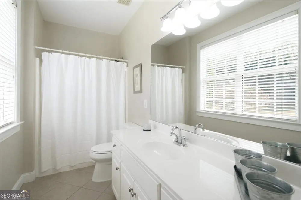 303 Vantage DR Jefferson, GA 30549