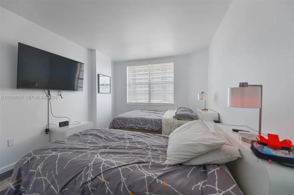 1980 S Ocean Dr #5G Hallandale Beach, FL 33009