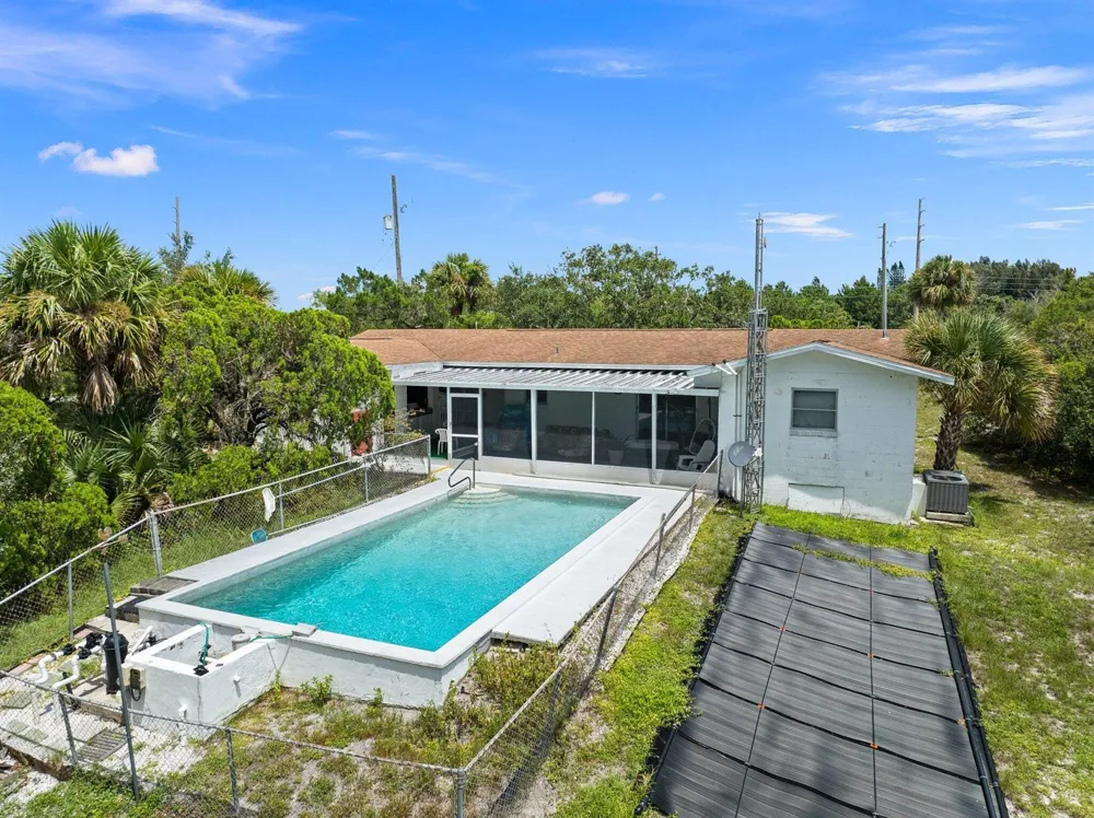 5051 Tozour Road Fort Pierce, FL 34946