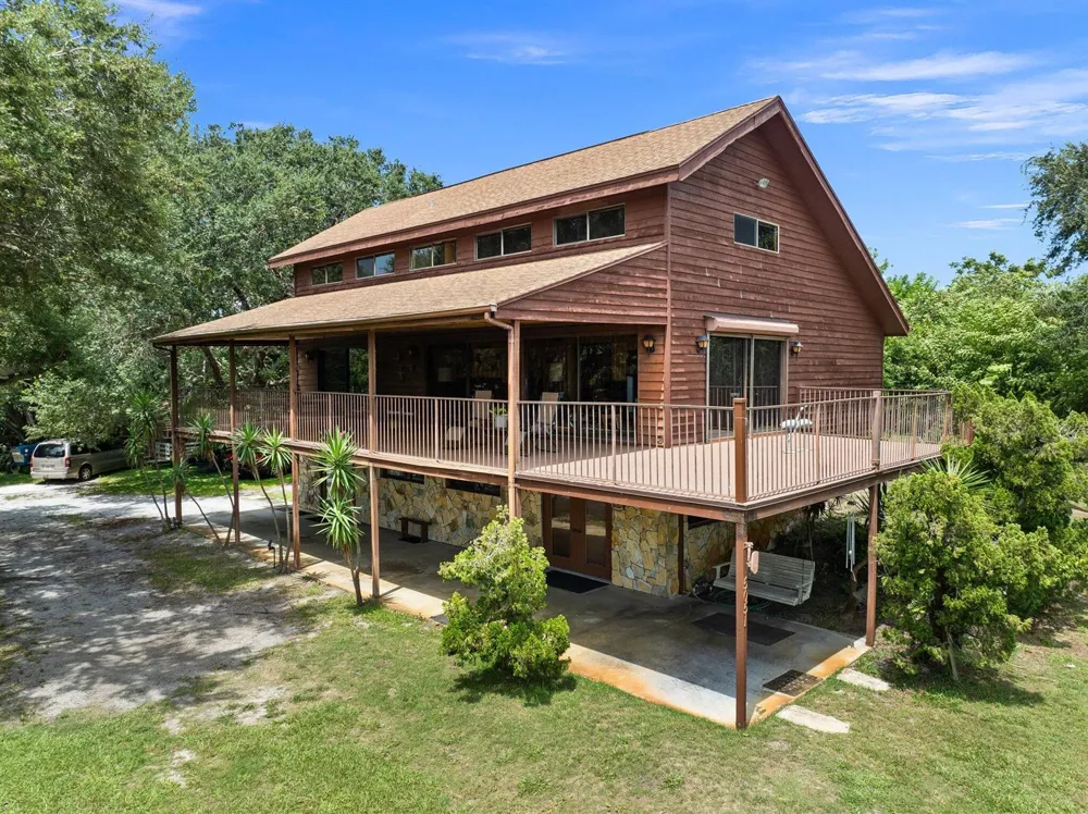 5051 Tozour Road Fort Pierce, FL 34946
