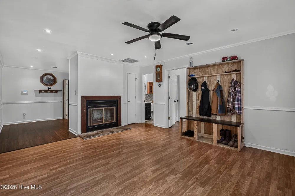 122 Mill Pond Road Jacksonville, NC 28546