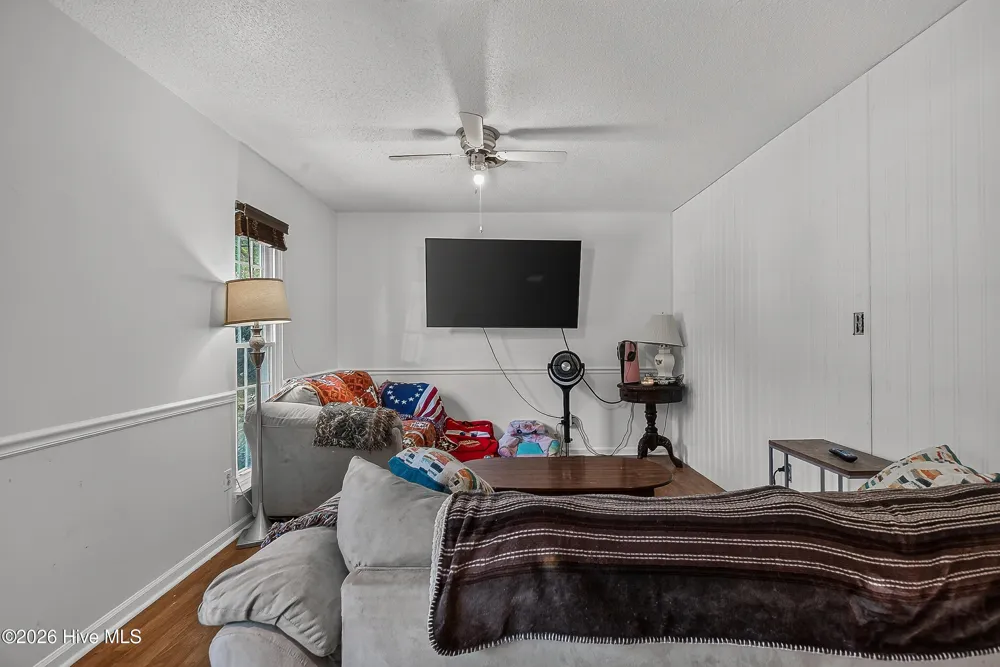 122 Mill Pond Road Jacksonville, NC 28546