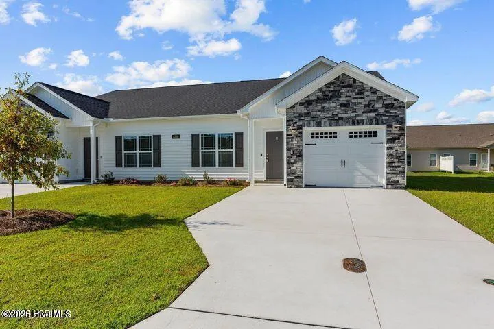 4503 Laurel Ridge Drive #B Greenville, NC 27834