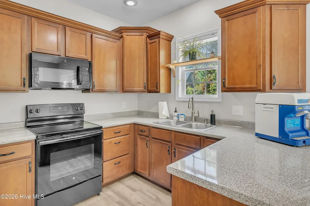 102 Riverbirch Place Jacksonville, NC 28546