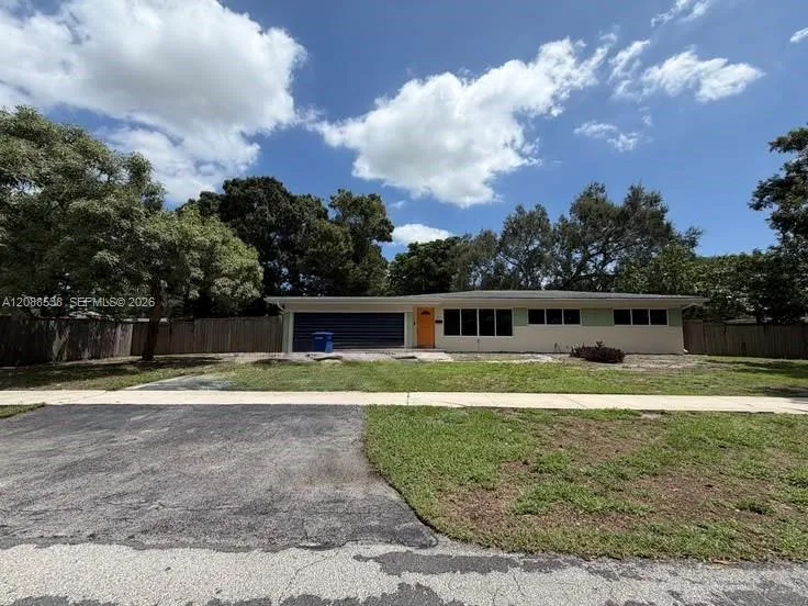 252 SW 61st Ave Plantation, FL 33317