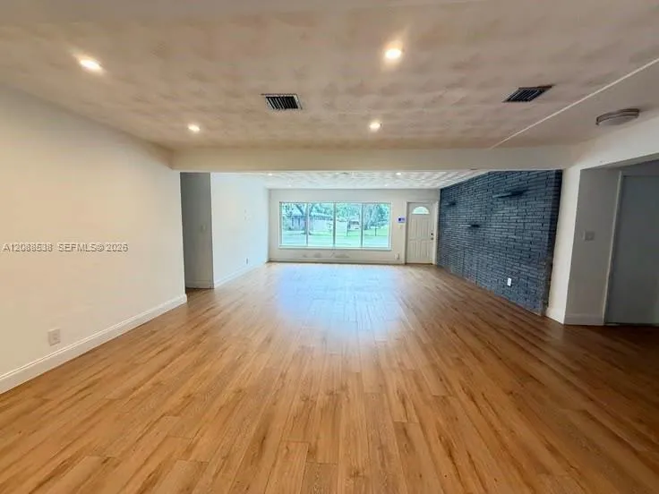 252 SW 61st Ave Plantation, FL 33317