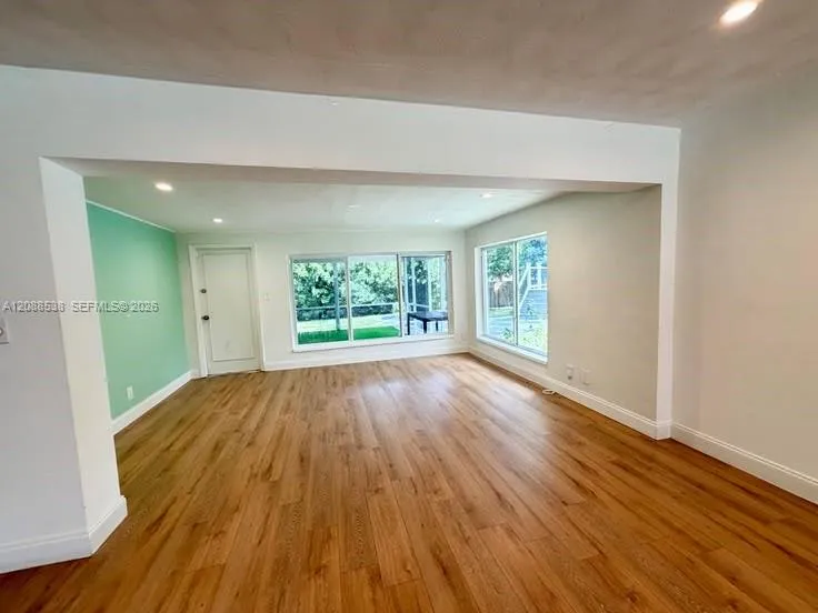 252 SW 61st Ave Plantation, FL 33317