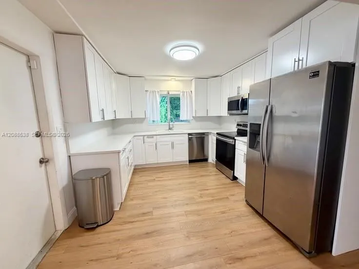 252 SW 61st Ave Plantation, FL 33317
