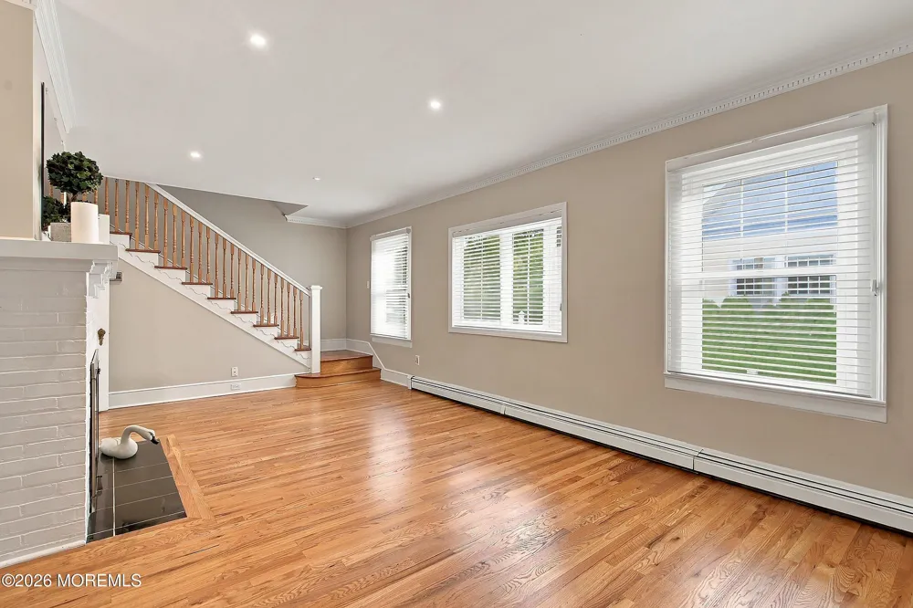 332 Pitney Avenue Spring Lake, NJ 07762