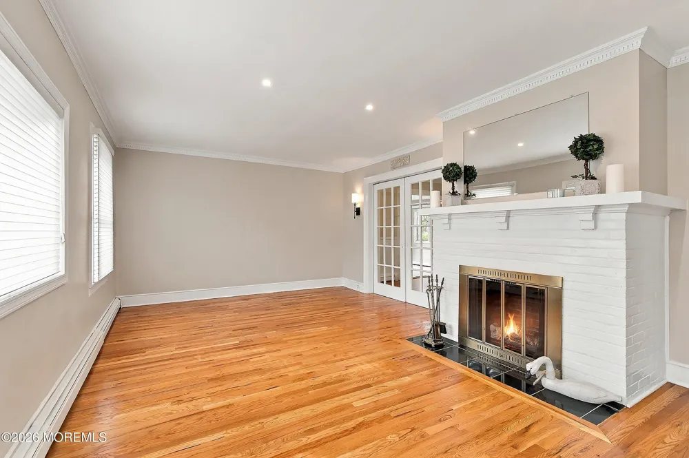 332 Pitney Avenue Spring Lake, NJ 07762